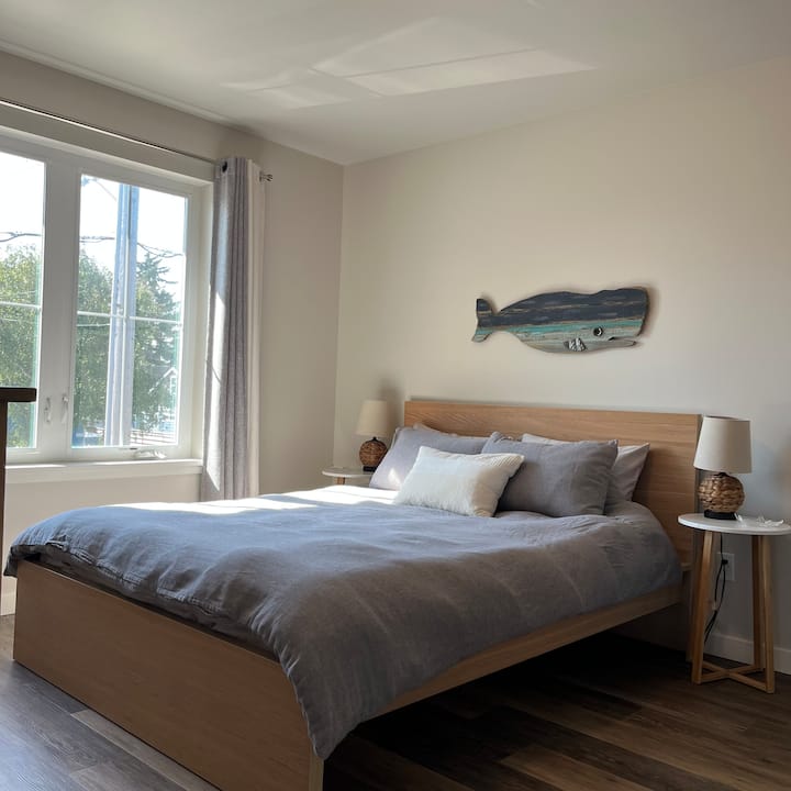 Seaside Sunset Suite